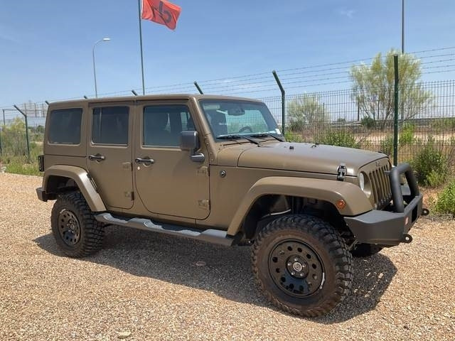 Jeep Wrangler JK Command - Xe hơi: hình 4 Jeep Wrangler JK Command - Xe hơi: hình 4