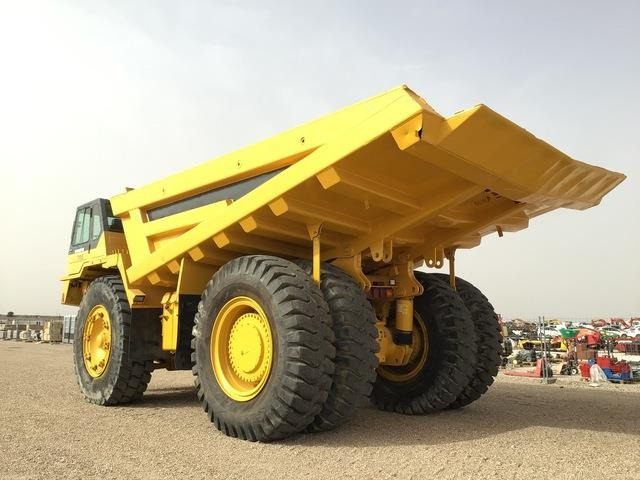 Komatsu HD785-5 - Xe ben cứng/ Xe chở đá: hình 2 Komatsu HD785-5 - Xe ben cứng/ Xe chở đá: hình 2