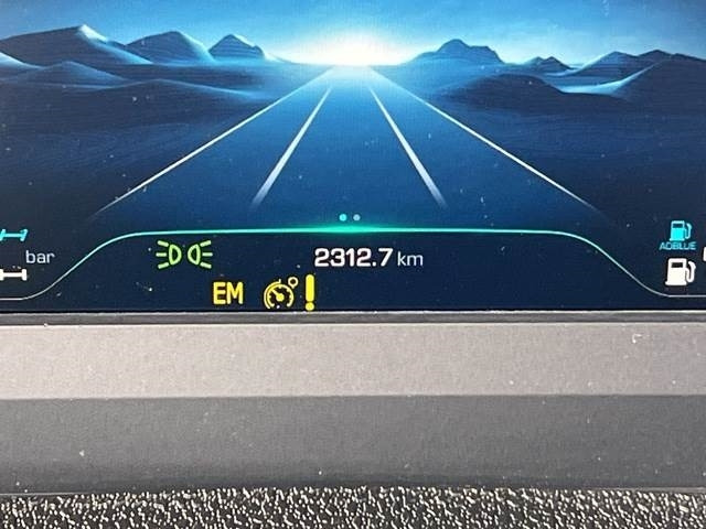 Nền bục trên không gắn trên xe tải, Máy nâng người hình kéo Iveco Eurocargo 180E25: hình 7