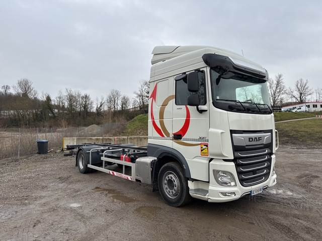 DAF XF450 - Xe chở container/ Xe tải hoán đổi thân: hình 4 DAF XF450 - Xe chở container/ Xe tải hoán đổi thân: hình 4