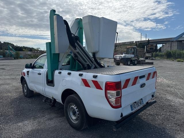 Ford Ranger - Nền bục trên không gắn trên xe tải, Xe bán tải: hình 2 Ford Ranger - Nền bục trên không gắn trên xe tải, Xe bán tải: hình 2