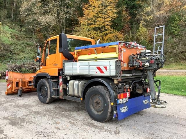 MB Trac Unimog U300 - Xe dọn tuyết: hình 3 MB Trac Unimog U300 - Xe dọn tuyết: hình 3