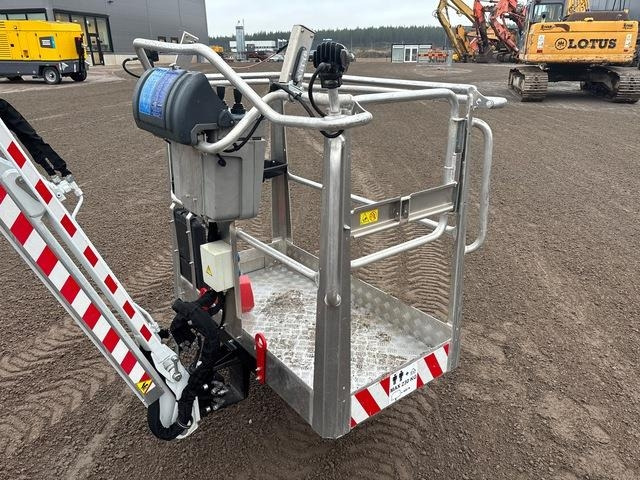 Dino 280RXT - Xe nâng người nhiều khớp nối: hình 4 Dino 280RXT - Xe nâng người nhiều khớp nối: hình 4