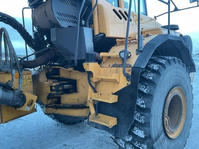 Xe ben đổ có khớp nối Volvo A40E: hình 24 Xe ben đổ có khớp nối Volvo A40E: hình 24