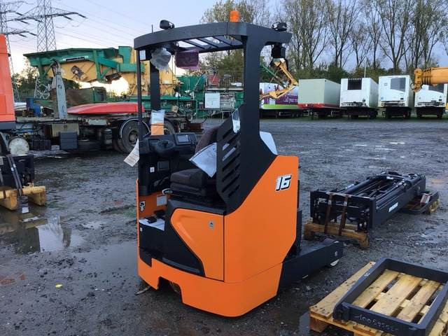Doosan BR16JW-9 - Xe tải tiếp cận: hình 3 Doosan BR16JW-9 - Xe tải tiếp cận: hình 3