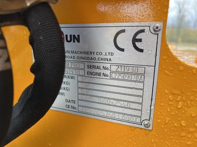 Everun R08 Pro - Máy xúc lật bánh lốp: hình 5 Everun R08 Pro - Máy xúc lật bánh lốp: hình 5