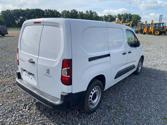 Peugeot E-Partner L3H1 - Xe van chở hàng: hình 3 Peugeot E-Partner L3H1 - Xe van chở hàng: hình 3