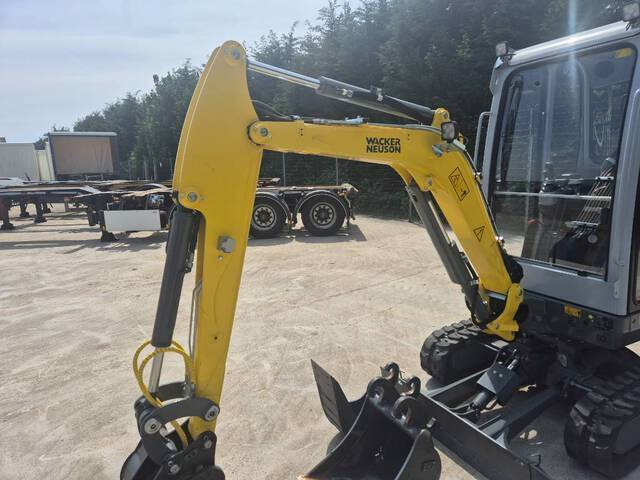 Máy xúc mini Wacker Neuson ET18: hình 7