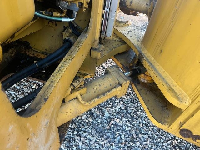 Máy móc đào mỏ CAT R2900G: hình 13 Máy móc đào mỏ CAT R2900G: hình 13