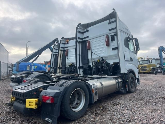 Iveco S-Way 460 - Xe đầu kéo: hình 3 Iveco S-Way 460 - Xe đầu kéo: hình 3