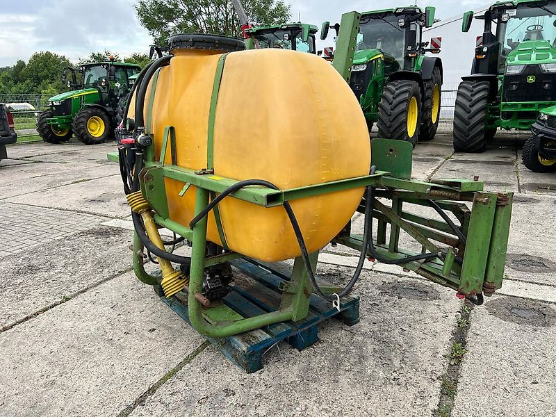 Amazone US602 12m - Máy xịt gắn trên máy cày: hình 3 Amazone US602 12m - Máy xịt gắn trên máy cày: hình 3