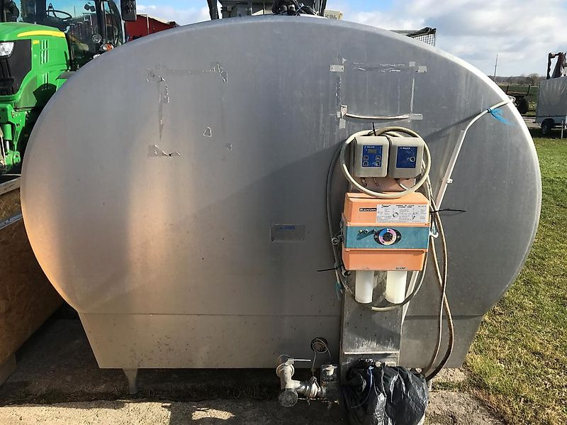 DeLaval 10000 Liter HCAN - Trang thiết bị vắt sữa: hình 3 DeLaval 10000 Liter HCAN - Trang thiết bị vắt sữa: hình 3