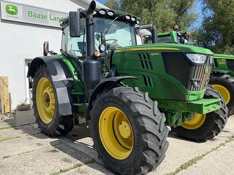 John Deere 6215R AutoPowr - Máy cày: hình 4 John Deere 6215R AutoPowr - Máy cày: hình 4