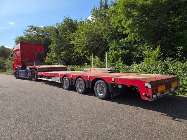 DAF XF 460 FTG 6x2 Super Spacecab + Nooteboom semi-dieplader - Xe tải khung gầm: hình 2 DAF XF 460 FTG 6x2 Super Spacecab + Nooteboom semi-dieplader - Xe tải khung gầm: hình 2
