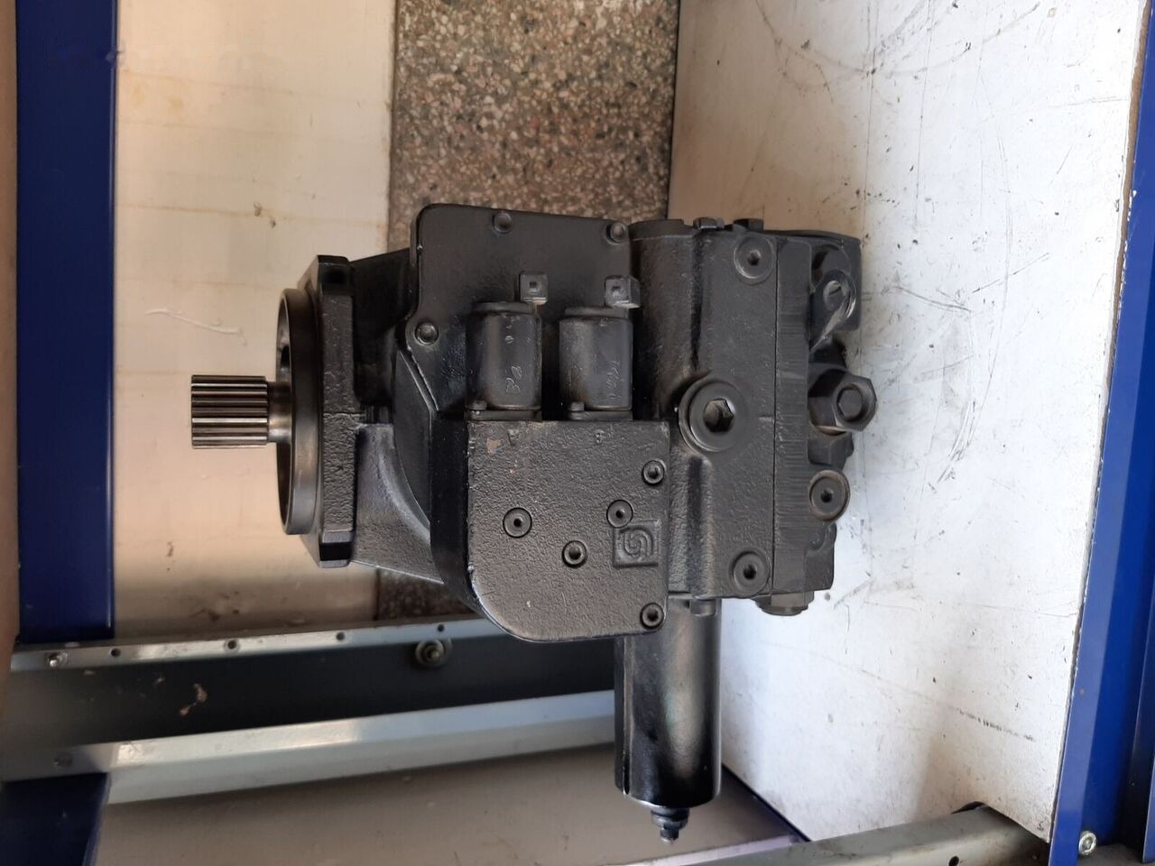 Sauer-Danfoss for construction roller - Bơm thủy lực cho Máy lăn: hình 2 Sauer-Danfoss for construction roller - Bơm thủy lực cho Máy lăn: hình 2