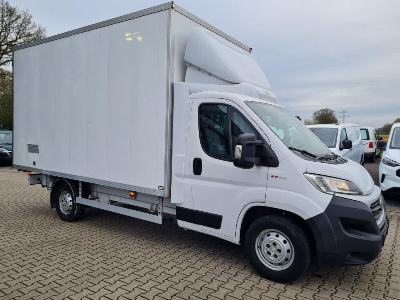 Fiat Ducato 35 Koffer 150 maxi Multijet Klima - Xe tải nhỏ thùng kín: hình 3 Fiat Ducato 35 Koffer 150 maxi Multijet Klima - Xe tải nhỏ thùng kín: hình 3