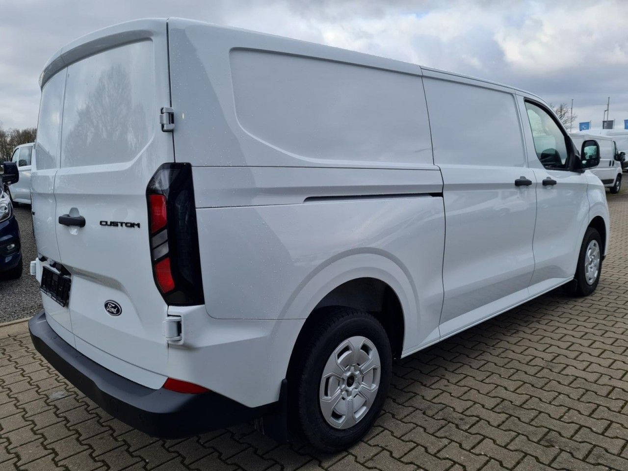 Ford Custom Kasten 320 L2 Trend KLIMA KAMERA TEMPOMAT - Xe van nhỏ gọn: hình 4 Ford Custom Kasten 320 L2 Trend KLIMA KAMERA TEMPOMAT - Xe van nhỏ gọn: hình 4