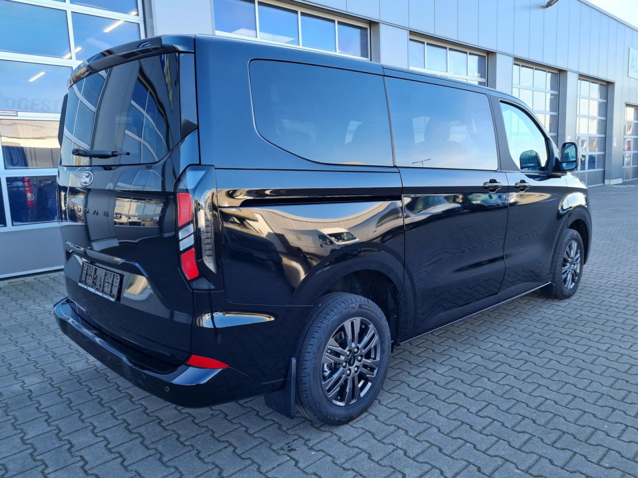 Ford Tourneo Custom 320 L1 AG Titanium X AHK LED NAVI 2X SCHIEBE - Xe tải van: hình 5 Ford Tourneo Custom 320 L1 AG Titanium X AHK LED NAVI 2X SCHIEBE - Xe tải van: hình 5