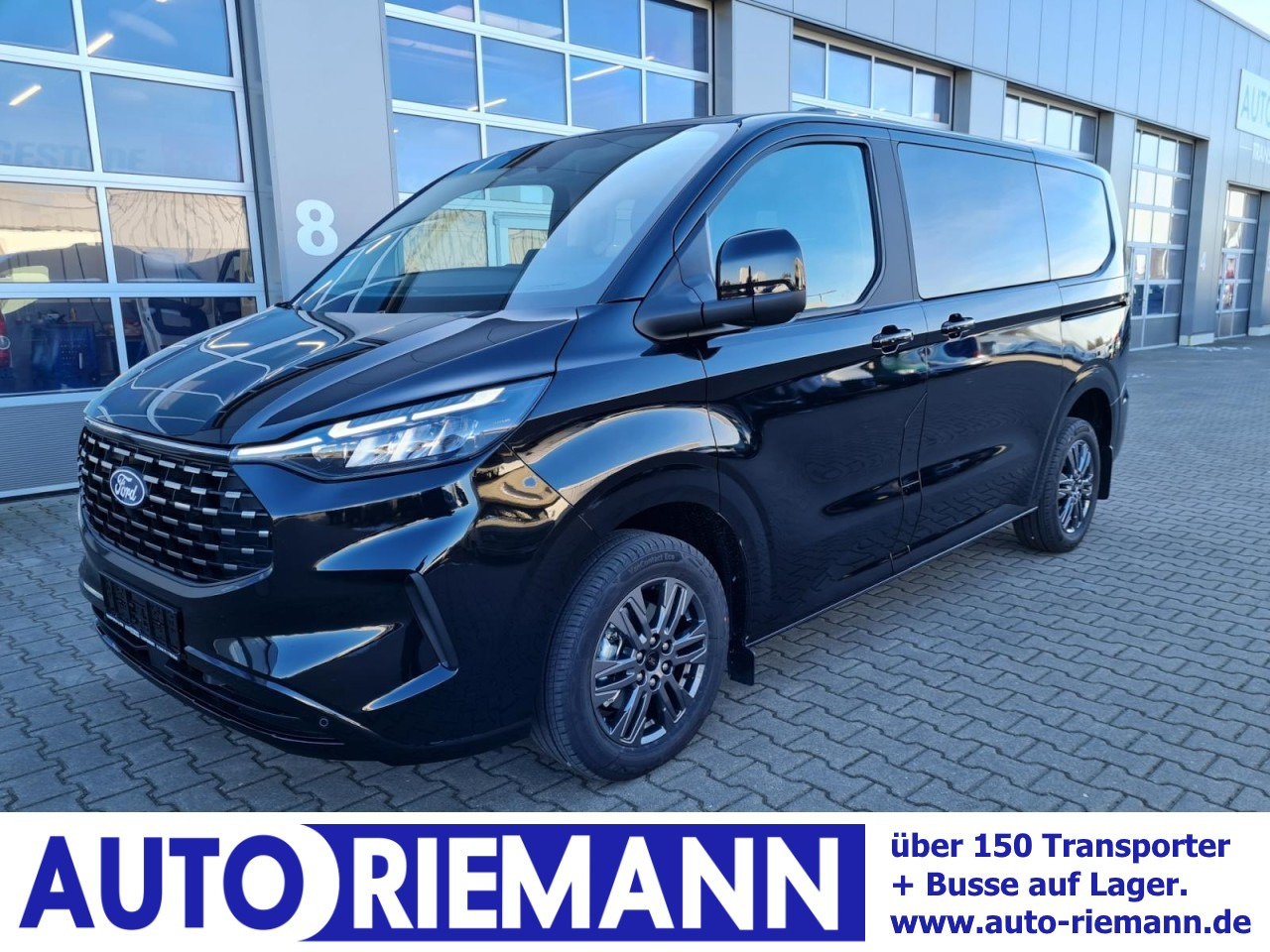 Ford Tourneo Custom 320 L1 AG Titanium X AHK LED NAVI 2X SCHIEBE - Xe tải van: hình 1 Ford Tourneo Custom 320 L1 AG Titanium X AHK LED NAVI 2X SCHIEBE - Xe tải van: hình 1