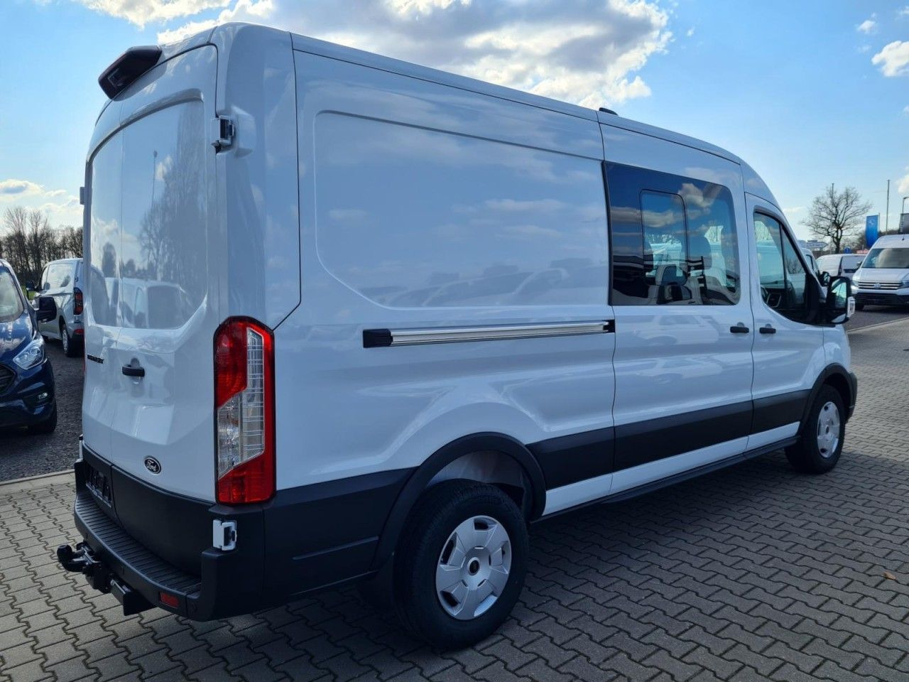Ford Transit 35 Kasten Doka TDCi Mixto Trend AHK KAME - Xe van chở hàng, Xe tải van: hình 4 Ford Transit 35 Kasten Doka TDCi Mixto Trend AHK KAME - Xe van chở hàng, Xe tải van: hình 4