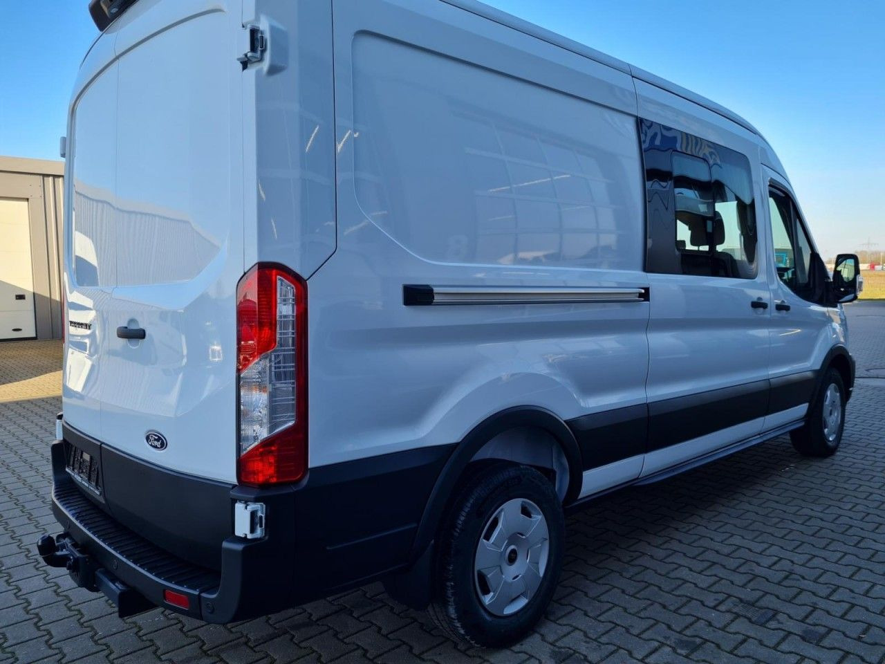 Ford Transit 350 Kasten Doka mixto TDCi L3 Trend AHK - Xe van chở hàng: hình 3 Ford Transit 350 Kasten Doka mixto TDCi L3 Trend AHK - Xe van chở hàng: hình 3