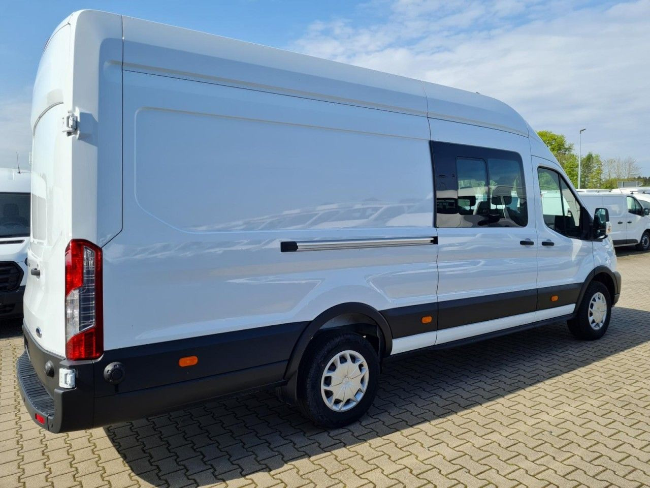 Ford Transit 350 Kasten L4H3 Doka Trend Mixto RWD - Xe van chở hàng, Xe tải van: hình 4 Ford Transit 350 Kasten L4H3 Doka Trend Mixto RWD - Xe van chở hàng, Xe tải van: hình 4