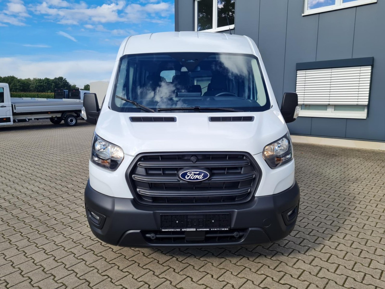Ford Transit 350 Kombi TDCi L3 Trend 9 Sitzer AUTOMATIK - Xe tải van: hình 2 Ford Transit 350 Kombi TDCi L3 Trend 9 Sitzer AUTOMATIK - Xe tải van: hình 2