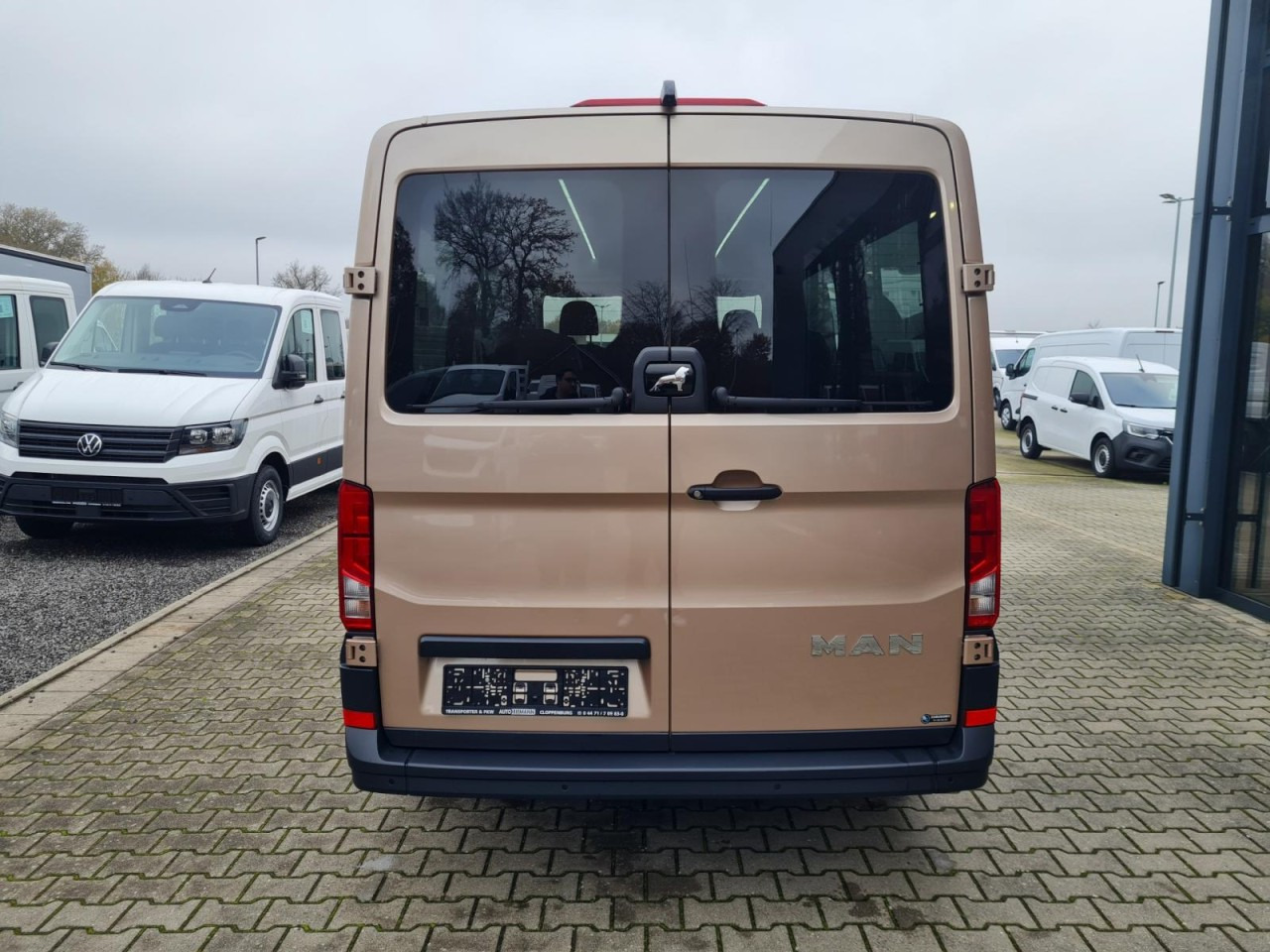 Man TGE 3.180 TDi Kombi 9 Sitze ALU KAMERA LED LEDER Sonderumbau - Xe bus mini, Xe van chở khách: hình 5 Man TGE 3.180 TDi Kombi 9 Sitze ALU KAMERA LED LEDER Sonderumbau - Xe bus mini, Xe van chở khách: hình 5
