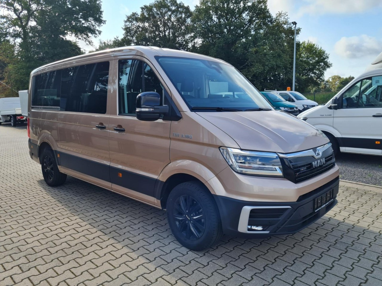 Man TGE 3.180 TDi Kombi 9 Sitze ALU KAMERA LED LEDER Sonderumbau - Xe bus mini, Xe van chở khách: hình 3 Man TGE 3.180 TDi Kombi 9 Sitze ALU KAMERA LED LEDER Sonderumbau - Xe bus mini, Xe van chở khách: hình 3