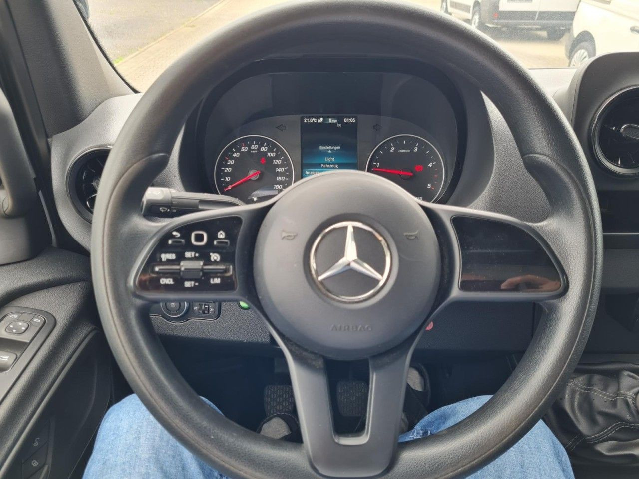 Xe tải nhỏ thùng kín Mercedes-Benz Sprinter 315 CDI Koffer LBW RWD KLIMA TEMPOMAT: hình 9