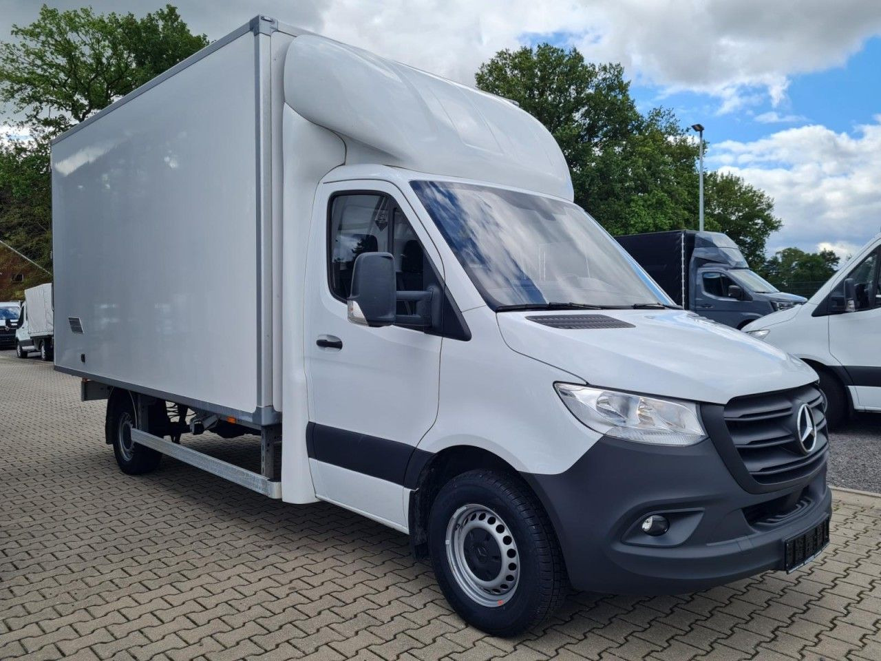 Mercedes-Benz Sprinter 315 CDI Möbel Koffer RWD KLIMA TEMPOMAT - Xe tải nhỏ thùng kín: hình 3 Mercedes-Benz Sprinter 315 CDI Möbel Koffer RWD KLIMA TEMPOMAT - Xe tải nhỏ thùng kín: hình 3