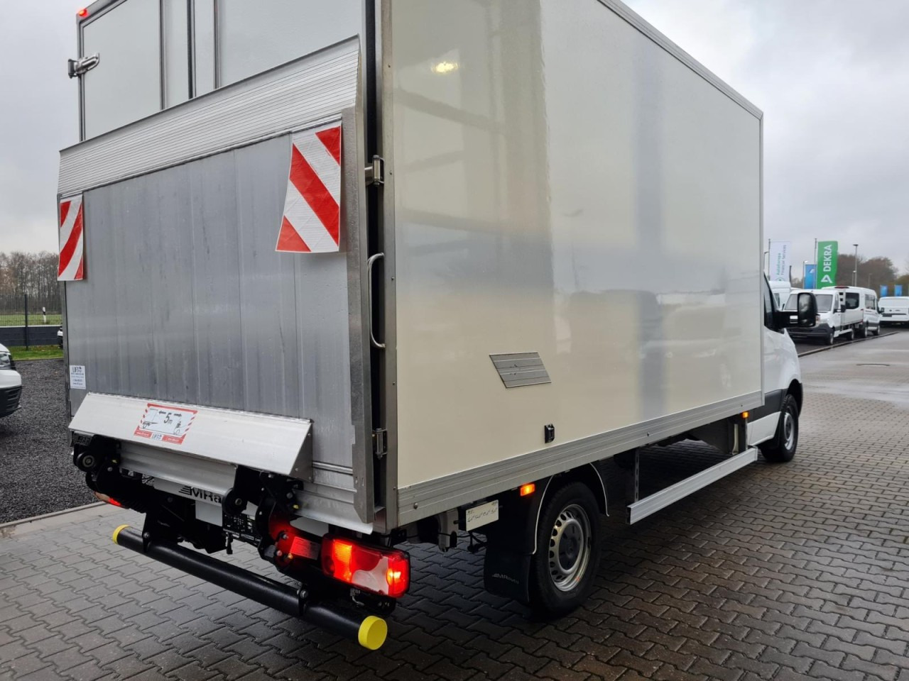 Mercedes-Benz Sprinter 315 Cdi Koffer LBW Klima - Xe tải nhỏ thùng kín: hình 4 Mercedes-Benz Sprinter 315 Cdi Koffer LBW Klima - Xe tải nhỏ thùng kín: hình 4