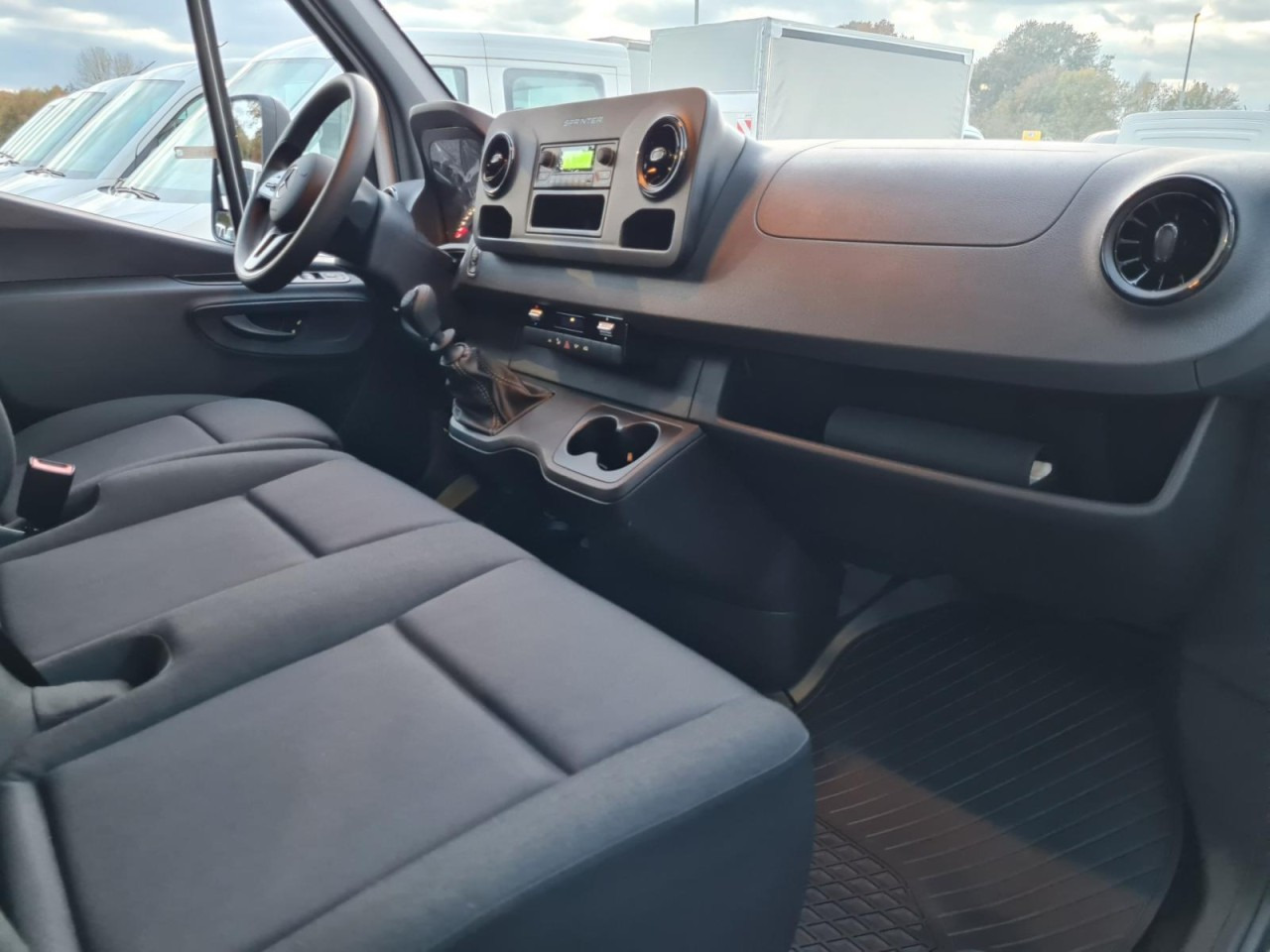 Xe tải nhỏ phẳng Mercedes-Benz Sprinter 317 CDI Pritsche L3 lang RWD KLIMA TEMPOMAT: hình 14