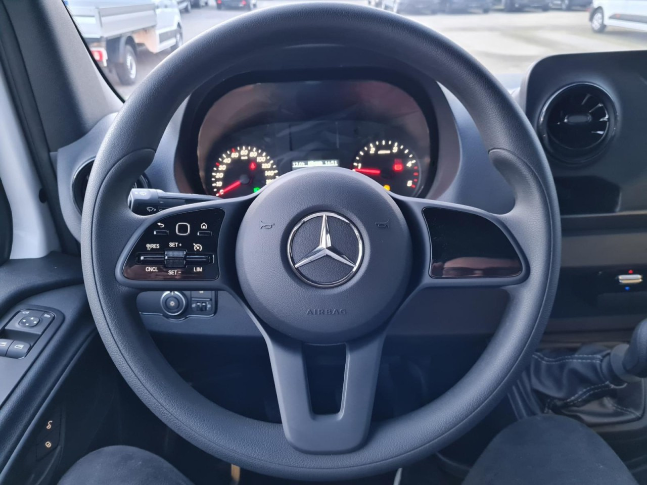 Xe tải nhỏ phẳng Mercedes-Benz Sprinter 317 CDI Pritsche L3 lang RWD KLIMA TEMPOMAT: hình 10