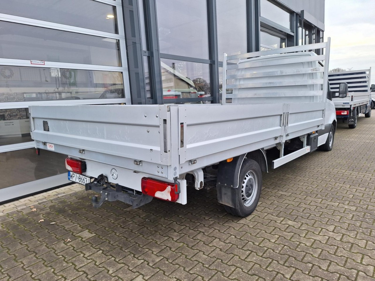 Mercedes-Benz Sprinter 317 CDI Pritsche L4 RWD AHK KLIMA TEMPOMAT - Xe tải nhỏ phẳng: hình 2 Mercedes-Benz Sprinter 317 CDI Pritsche L4 RWD AHK KLIMA TEMPOMAT - Xe tải nhỏ phẳng: hình 2