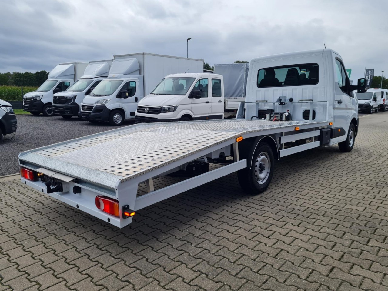 Renault Master 35 Autotransporter SEILWINDE AHK PDC TEMPOMAT - Xe tải chuyên chở tự động: hình 4 Renault Master 35 Autotransporter SEILWINDE AHK PDC TEMPOMAT - Xe tải chuyên chở tự động: hình 4