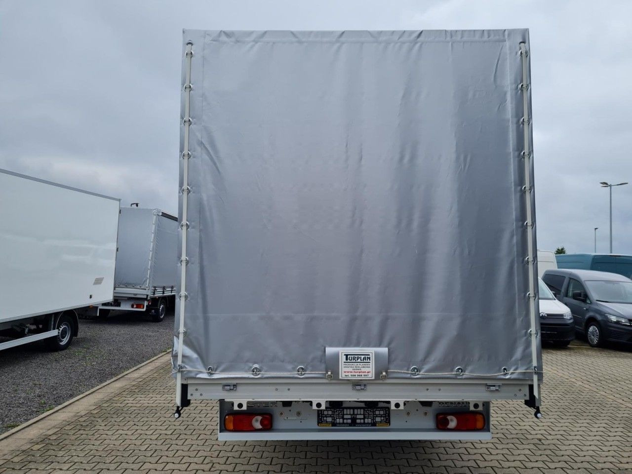 Renault Master 35 Pritsche Schiebe Plane Schlafkab Luftf - Xe van thùng mui bạt: hình 5 Renault Master 35 Pritsche Schiebe Plane Schlafkab Luftf - Xe van thùng mui bạt: hình 5