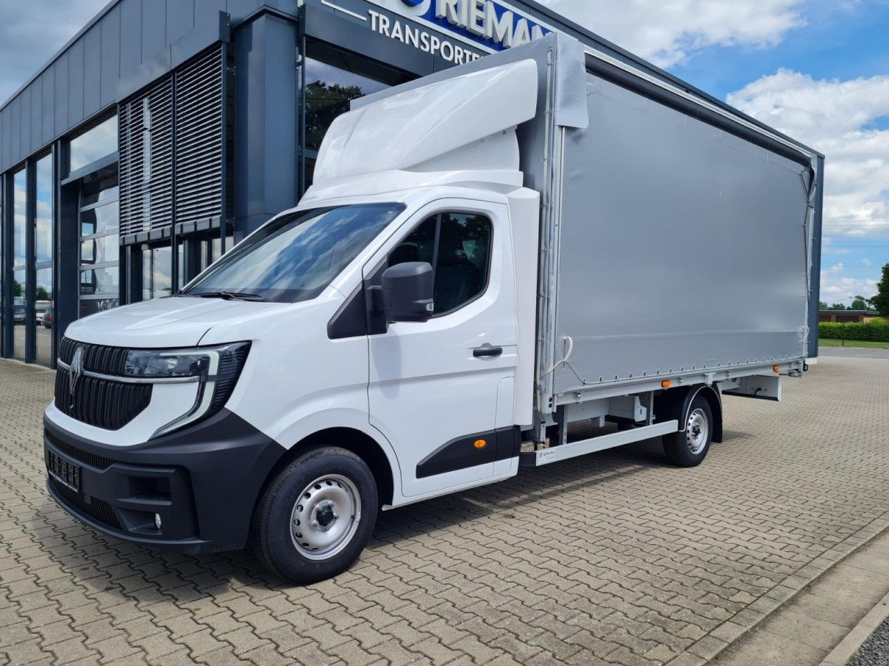 Renault Master 35 Pritsche Schiebe Plane dCi 170 10 Pal. - Xe van thùng mui bạt: hình 2 Renault Master 35 Pritsche Schiebe Plane dCi 170 10 Pal. - Xe van thùng mui bạt: hình 2