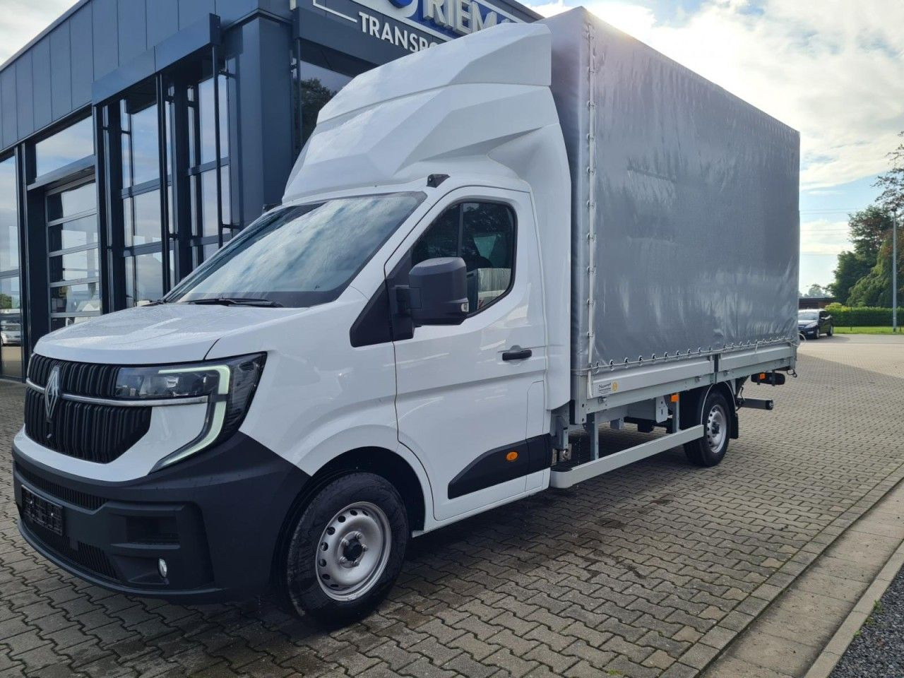 Renault Master Pritsche Schiebe Plane LBW Luftfederung - Xe van thùng mui bạt: hình 2 Renault Master Pritsche Schiebe Plane LBW Luftfederung - Xe van thùng mui bạt: hình 2