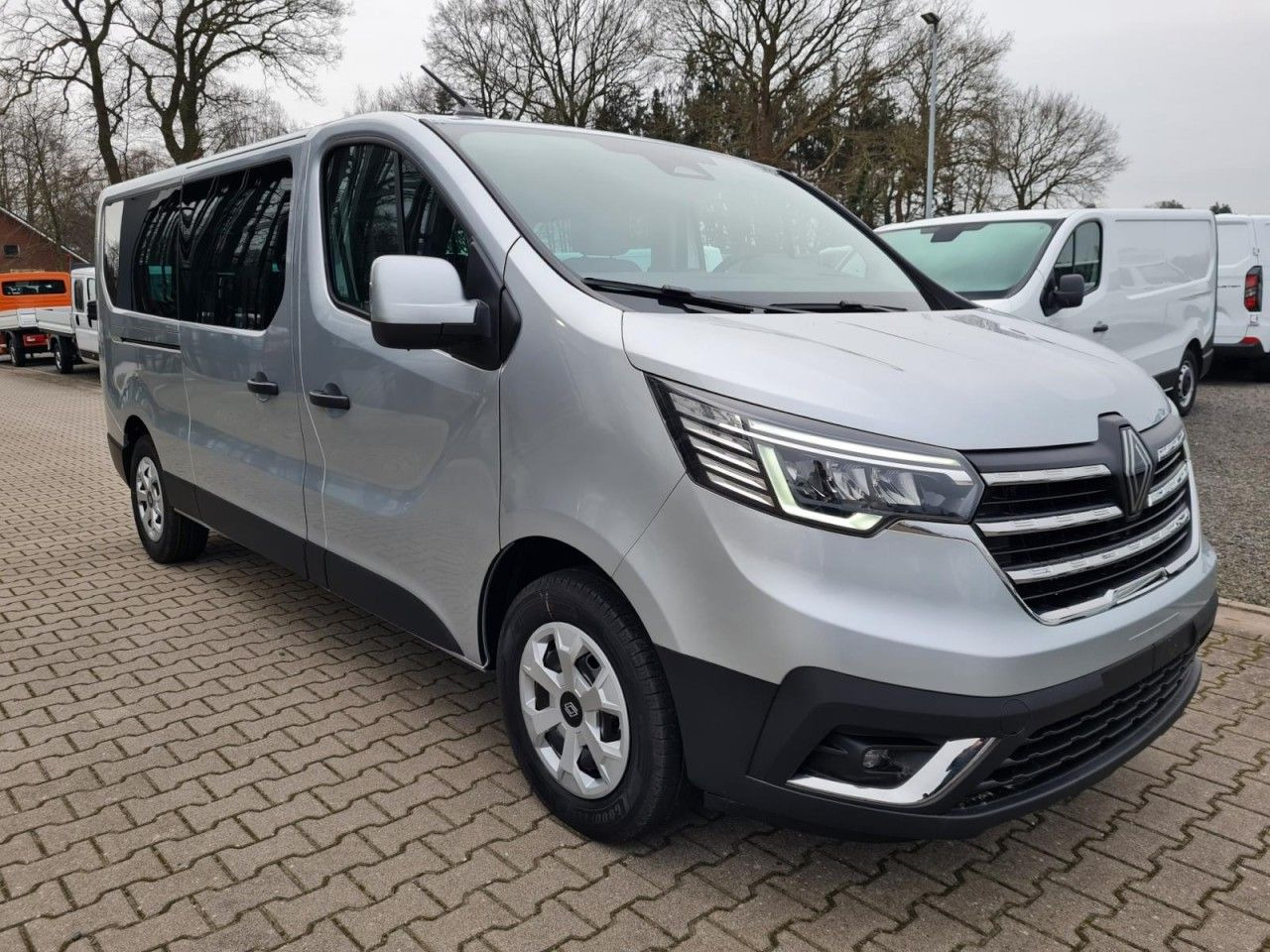 Renault Trafic Kombi 9-Sitze L2 Grand Equilibre KLIMA TE - Xe hơi: hình 3 Renault Trafic Kombi 9-Sitze L2 Grand Equilibre KLIMA TE - Xe hơi: hình 3