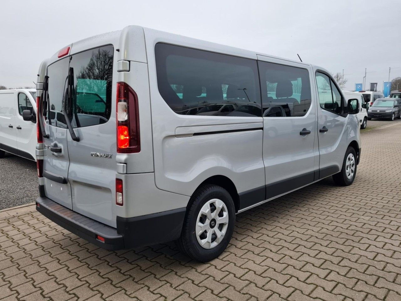 Renault Trafic Kombi 9-Sitze L2 Grand Equilibre KLIMA TE - Xe hơi: hình 5 Renault Trafic Kombi 9-Sitze L2 Grand Equilibre KLIMA TE - Xe hơi: hình 5