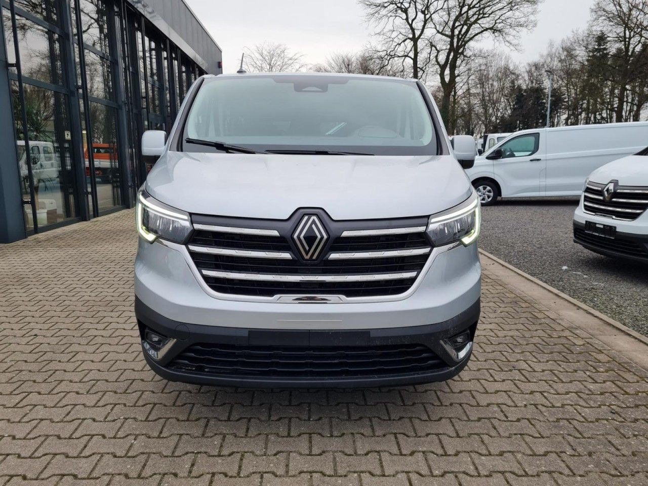 Renault Trafic Kombi 9-Sitze L2 Grand Equilibre KLIMA TE - Xe hơi: hình 2 Renault Trafic Kombi 9-Sitze L2 Grand Equilibre KLIMA TE - Xe hơi: hình 2