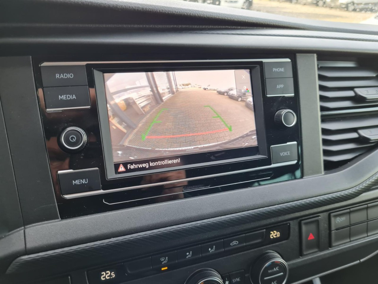 Xe bus mini, Xe van chở khách VW Volkswagen T6.1 Caravelle TDI lang 9 Sitzer 2 Schiebetüren Trendl.: hình 15 Xe bus mini, Xe van chở khách VW Volkswagen T6.1 Caravelle TDI lang 9 Sitzer 2 Schiebetüren Trendl.: hình 15