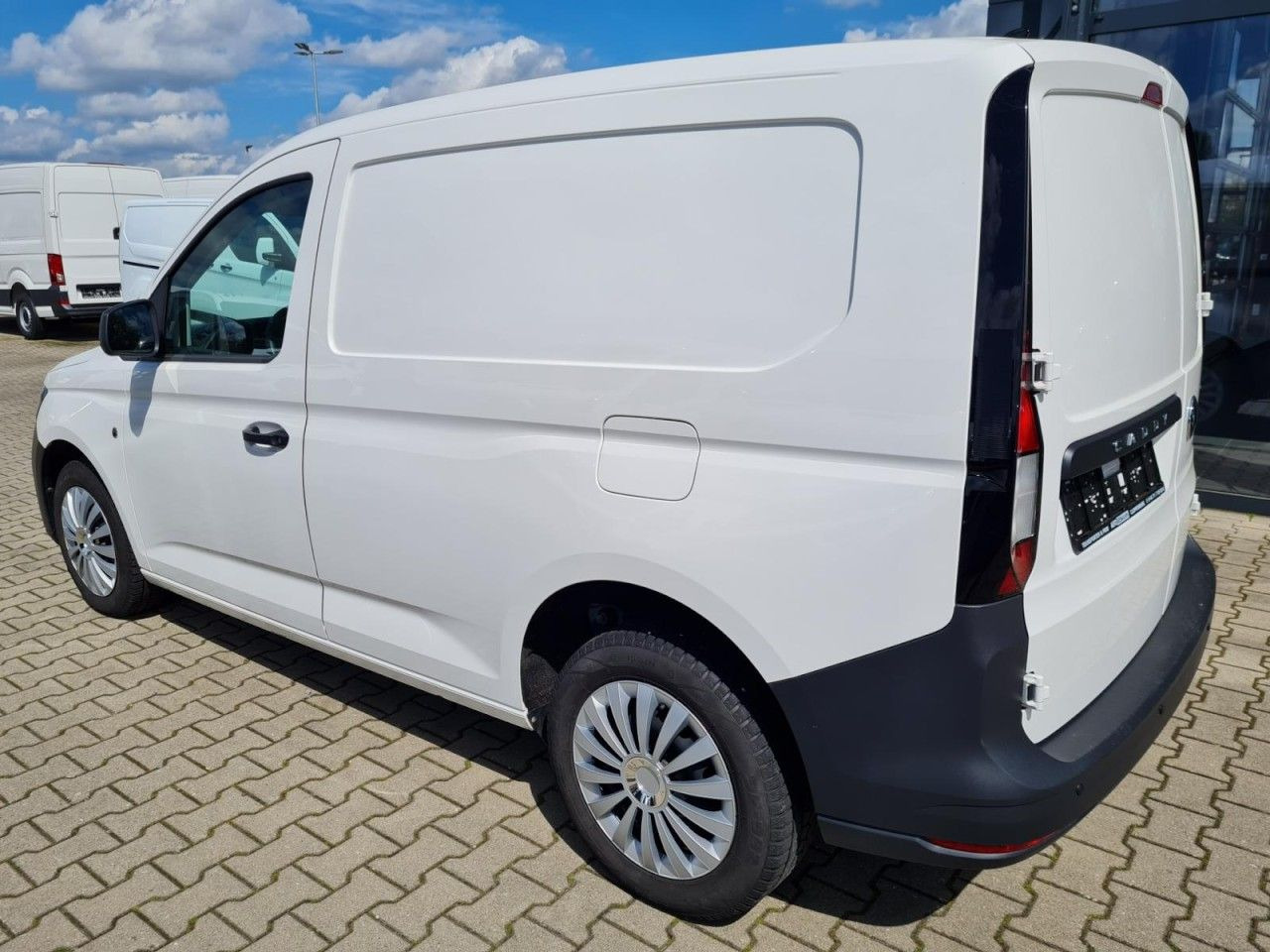 Volkswagen Caddy Kasten Cargo 2.0 TDI KLIMA KOMFORT PDC - Xe van nhỏ gọn: hình 5 Volkswagen Caddy Kasten Cargo 2.0 TDI KLIMA KOMFORT PDC - Xe van nhỏ gọn: hình 5
