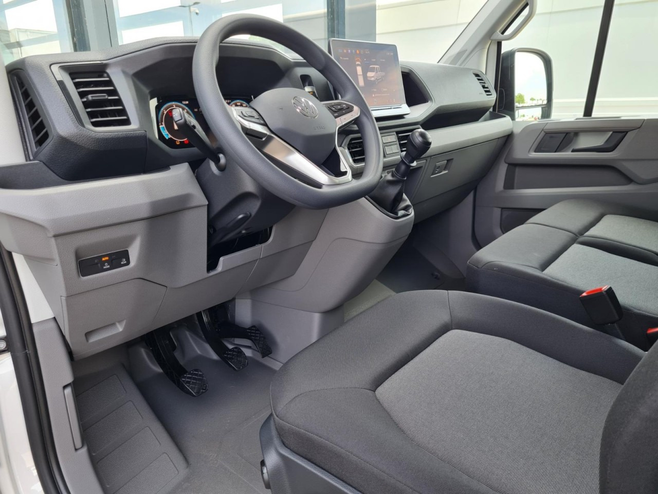 Volkswagen Crafter 35 Doka TDI MR LED KLIMA - Xe tải nhỏ phẳng, Xe tải van: hình 4 Volkswagen Crafter 35 Doka TDI MR LED KLIMA - Xe tải nhỏ phẳng, Xe tải van: hình 4