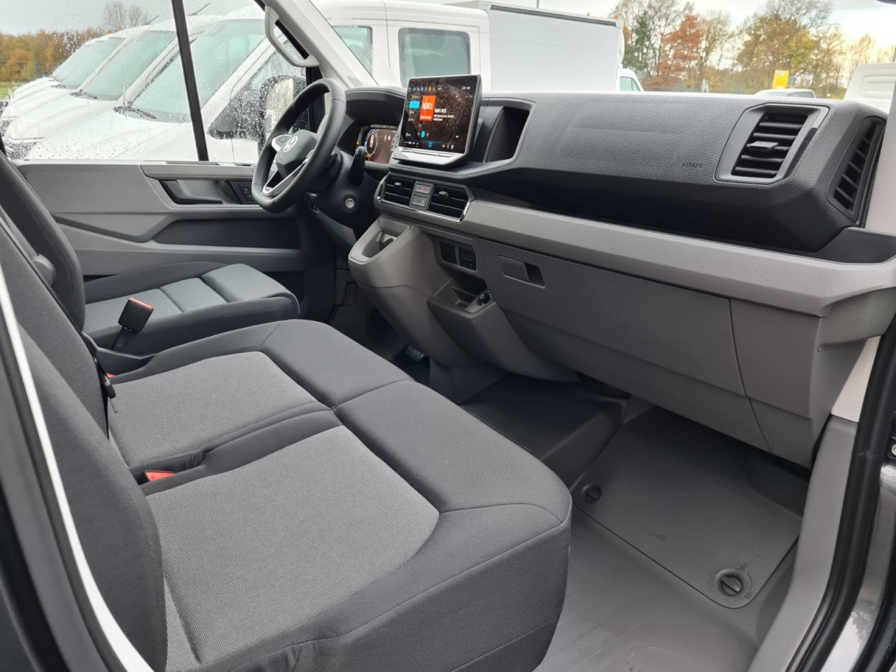 Xe van chở hàng Volkswagen Crafter 35 Kasten MR L3H3 AG 4MOTION AHK LED KAMERA: hình 14 Xe van chở hàng Volkswagen Crafter 35 Kasten MR L3H3 AG 4MOTION AHK LED KAMERA: hình 14