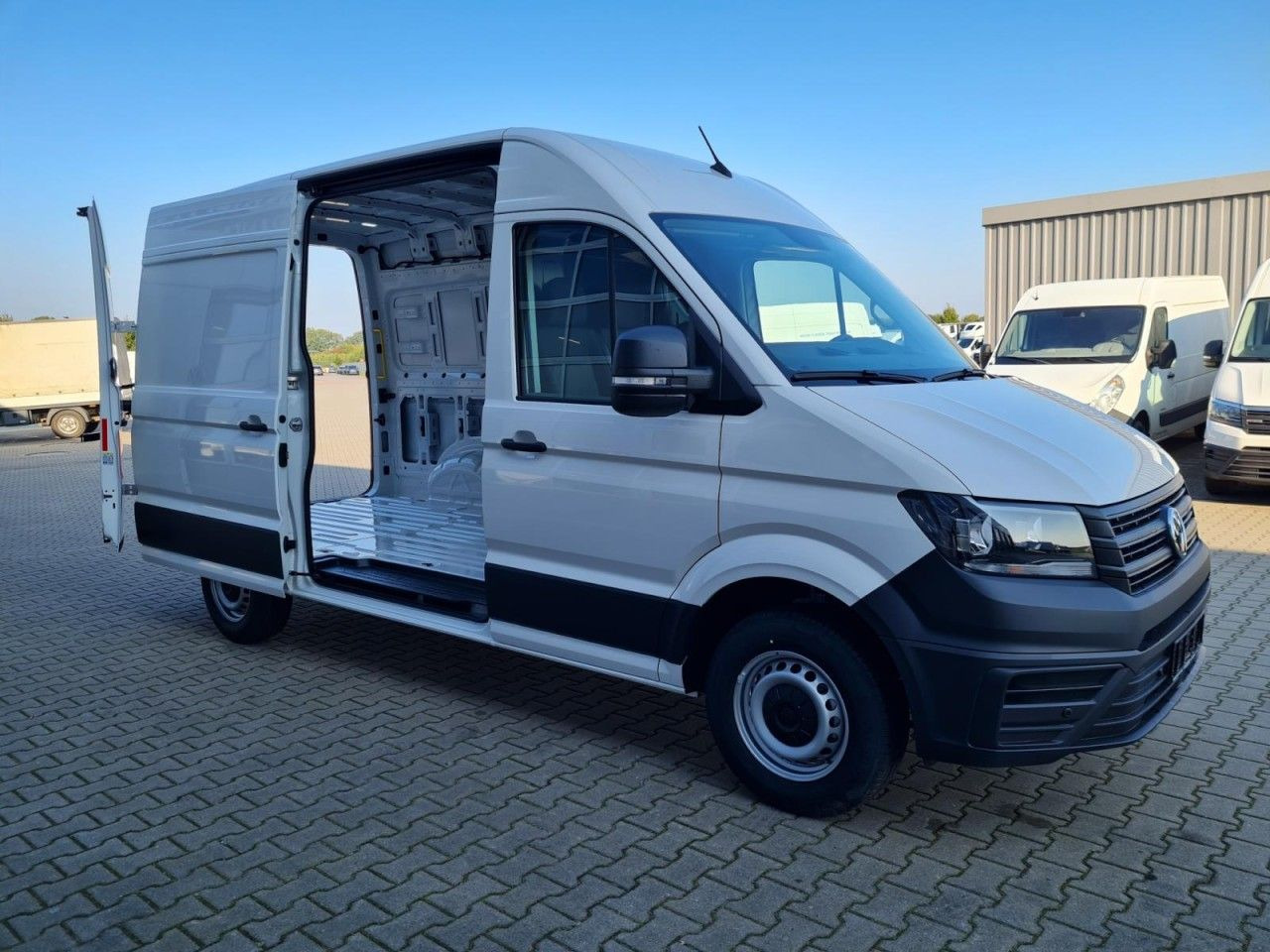 Volkswagen Crafter 35 Kasten MR L3H3 AG KLIMA KAMERA NAVI_A - Xe van chở hàng: hình 3 Volkswagen Crafter 35 Kasten MR L3H3 AG KLIMA KAMERA NAVI_A - Xe van chở hàng: hình 3