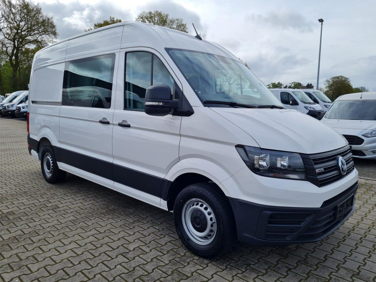 Volkswagen Crafter 35 Kasten PLUS MIXTO DOKA 4motion L3H3 - Xe van chở hàng, Xe tải van: hình 3 Volkswagen Crafter 35 Kasten PLUS MIXTO DOKA 4motion L3H3 - Xe van chở hàng, Xe tải van: hình 3