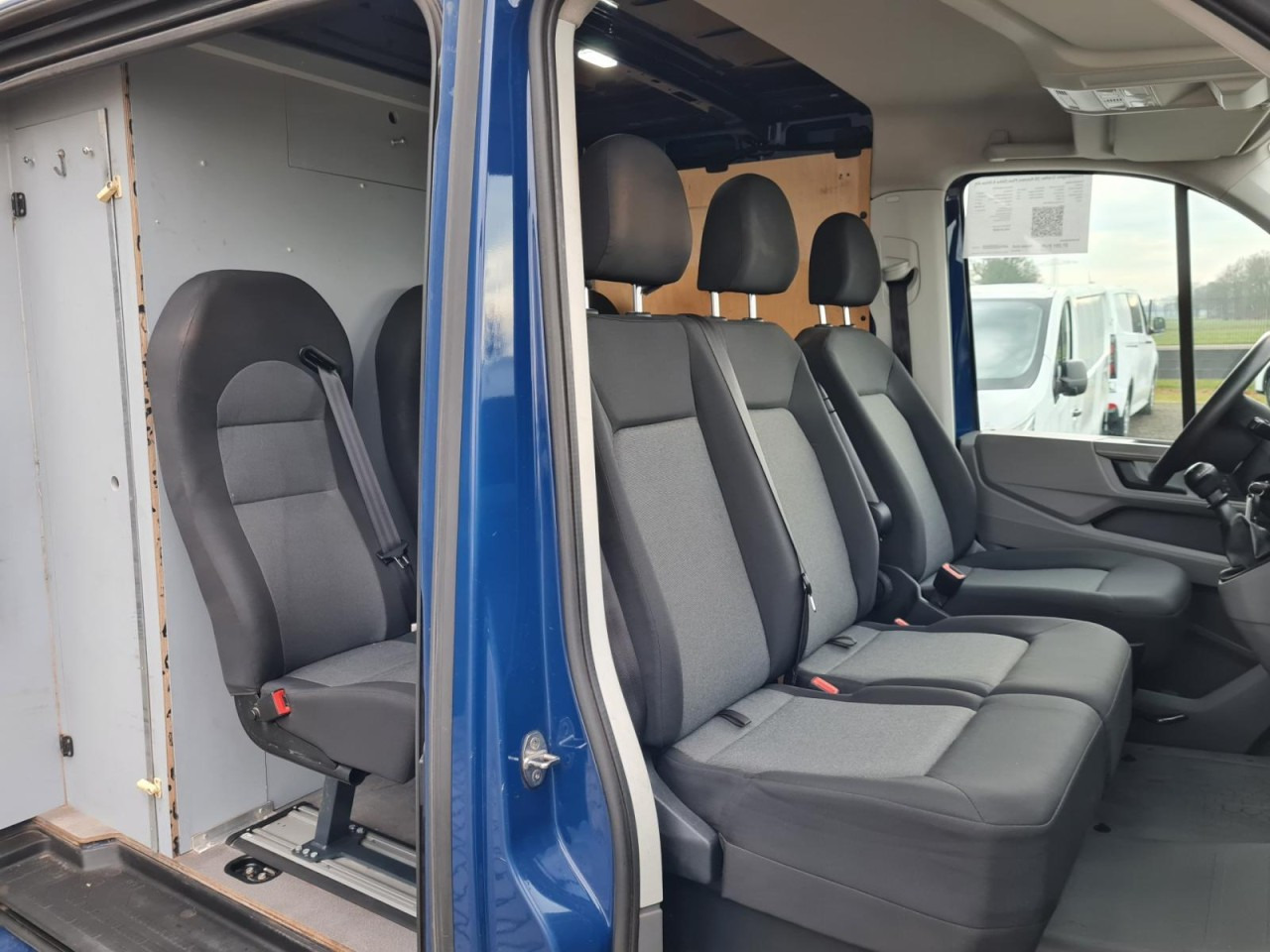 Volkswagen Crafter 35 Kasten Plus Doka mixto NAVI AHK 6 Sitzer - Xe van chở hàng, Xe tải van: hình 5 Volkswagen Crafter 35 Kasten Plus Doka mixto NAVI AHK 6 Sitzer - Xe van chở hàng, Xe tải van: hình 5