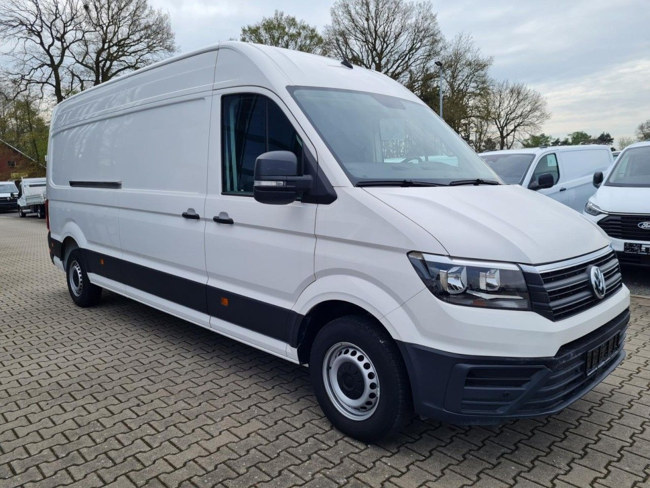 Volkswagen Crafter 35 Kasten lang L4H2 KLIMA NAVI_APP HOLZB - Xe van chở hàng: hình 3 Volkswagen Crafter 35 Kasten lang L4H2 KLIMA NAVI_APP HOLZB - Xe van chở hàng: hình 3